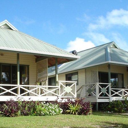 Paparei Beachfront Bungalows, Aitutaki Arutanga Eksteriør bilde