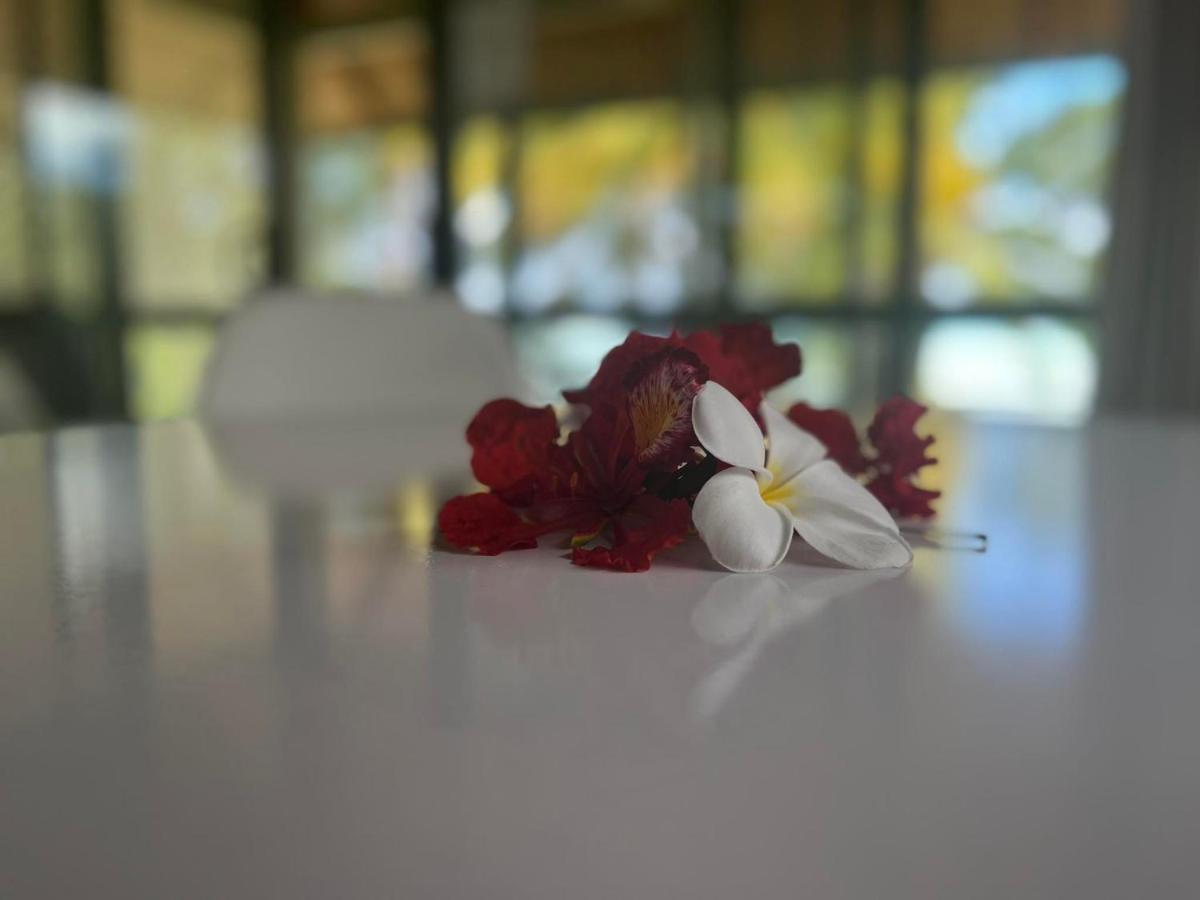Paparei Beachfront Bungalows, Aitutaki Arutanga Eksteriør bilde