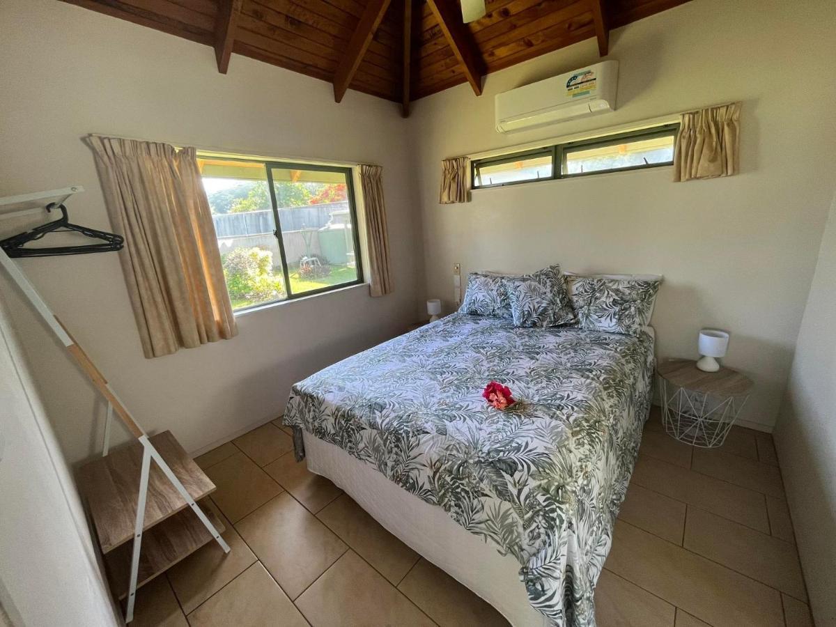 Paparei Beachfront Bungalows, Aitutaki Arutanga Eksteriør bilde